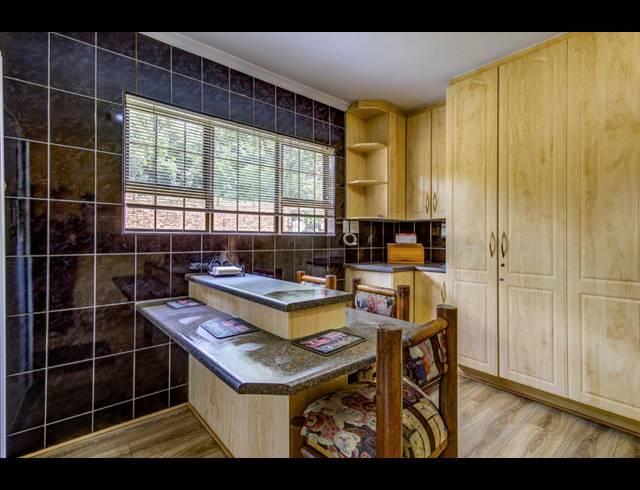 4 BEDROOM FREEHOLD FOR SALE IN RYNFIELD
